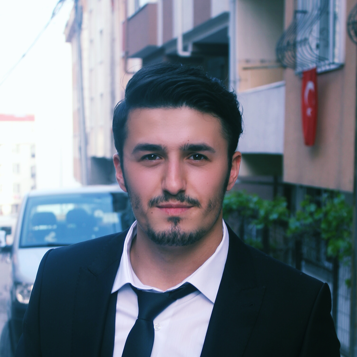 Taner Sekendiz